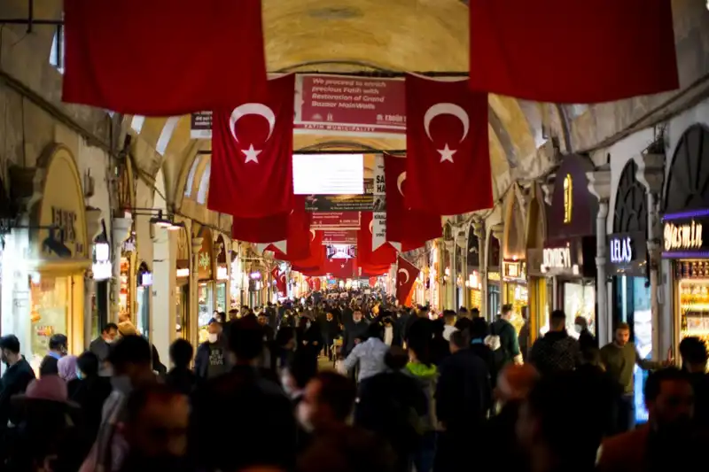 Kapalıçarşı'da 100 Milyonluk Vurgun: Lüks Restoran Toplantıları ve Gizli İlişkiler