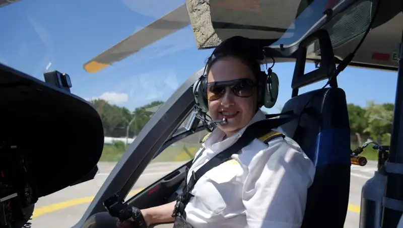 Türkiye'de Bir İlk: Kadın Ambulans Helikopter Pilotunun Destanı