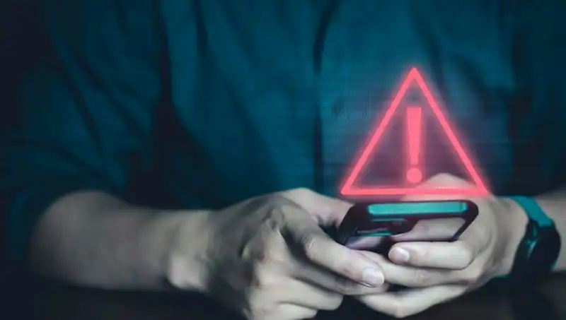 AirPlay Açığı iPhone'ları Tehdit Ediyor: Wi-Fi Güvenliği Tehlikede mi?