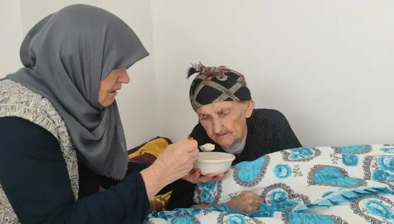 102 Yaşındaki Kezik Nine: Uzun Ömrünün Sırrını Açıklıyor!