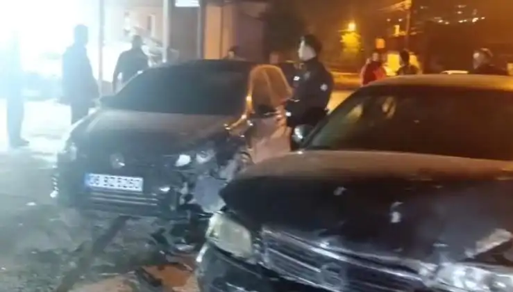 Çevirmeden Kaçan Araç Kazaya Karıştı: Olay Yerinde Neler Oldu?