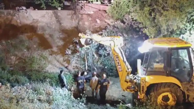 Hatay’da İnek Kurtarma Operasyonu: Kahramanlar Göreve Koştu