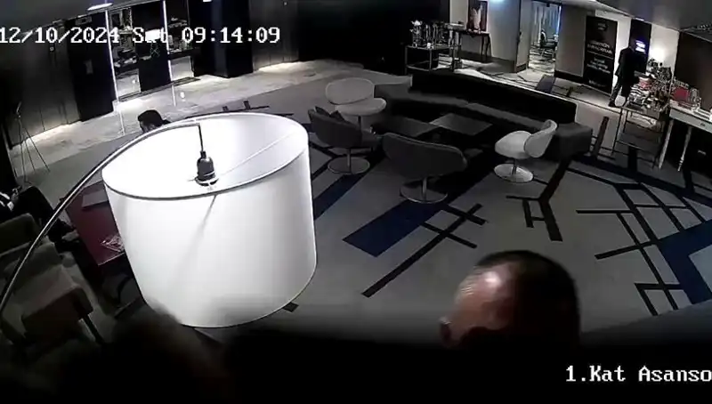 İBB Yolsuzluk Soruşturmasında Kameralar Neden Bantlandı?
