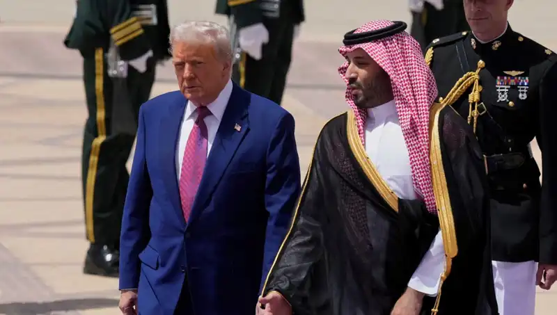 Trump'ın Ortadoğu Turu: Yeni Diplomasi Sürecinin Kapısını Aralıyor
