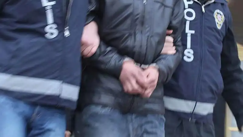 Konya'da Büyük Dolandırıcılık Operasyonu: 13 Kişi Tutuklandı, Detaylar Şaşırtıyor!