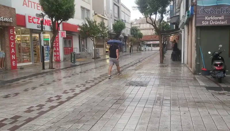 Kırklareli'de Yağmurun Dansı: Doğa Ananın Gücünü Hissedin