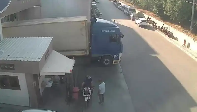 Milyonlarca Liralık Ürün, Nakliye Şebekesine Operasyonla Ele Geçirildi