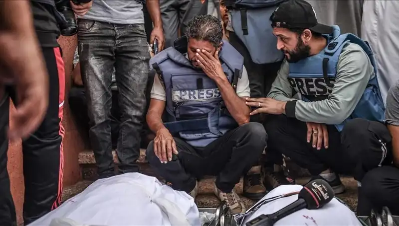 Gazze'deki Gazeteciler: Soykırımın Tanıkları ve Tanıklıkları