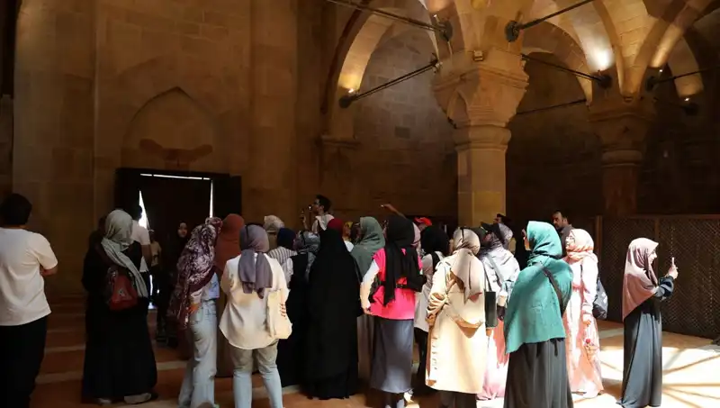 Dünyada Eşi Benzeri Olmayan Diller: Kısır Kalemlerin Hikayesi