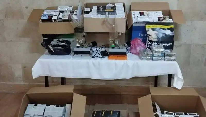 Türkiye'de Bir Operasyon: Binlerce Yasa Dışı Makaron Ele Geçirildi!
