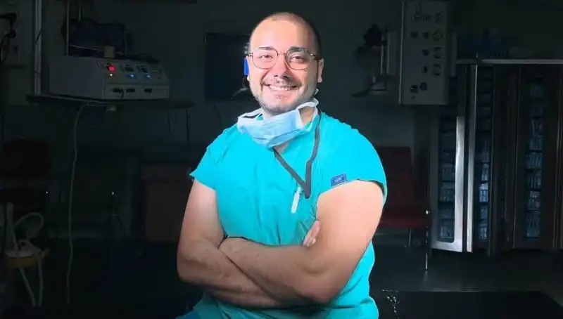 Niğde Hastanesinde Dehşet Anları: Doktora Bıçaklı Saldırı Gözleri Doldurdu