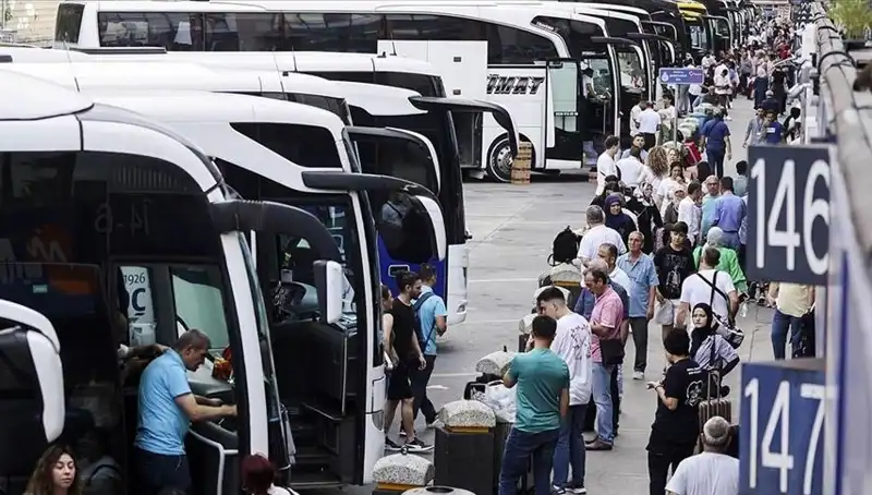 İstanbul’u Terketmenin Ardındaki Nedenler ve Veda Edenler