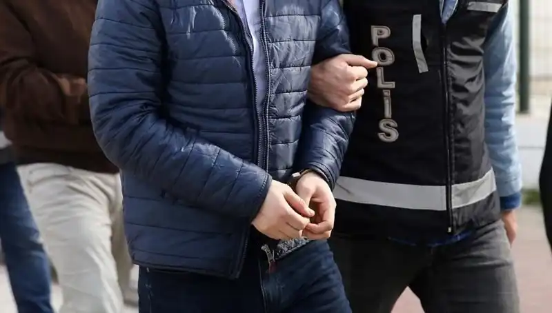 Hırsızlık Çetesi Suçüstü: 5 Kişi Tutuklandı!