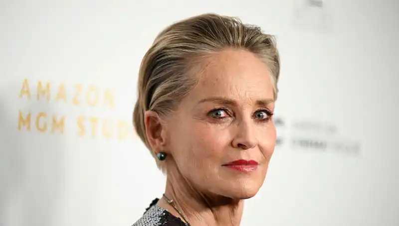 Sharon Stone’un Gözyaşları: Anne Acısını Sosyal Medyada Paylaştı