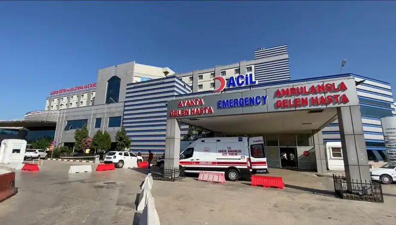 Tavuk Yemi Zehirlenmesi: 225 İşçi Taburcu Oldu, Olayın Ardındaki Gerçekler