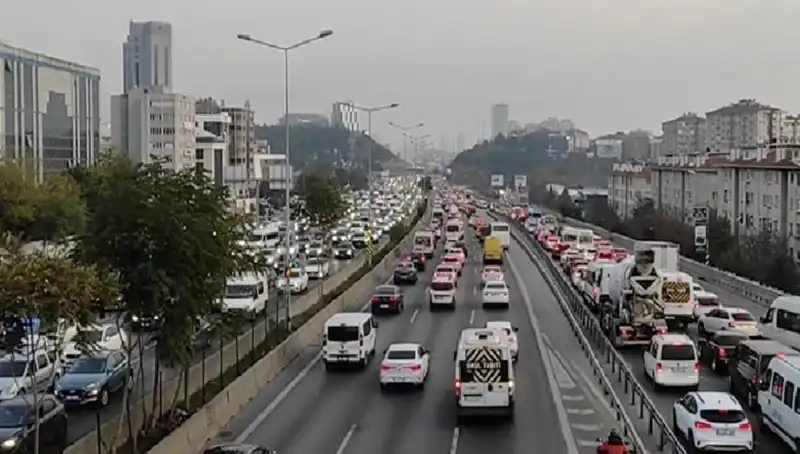 Trafik Haftası: Güvenli Sürüş İçin 2023 Takvimde Öne Çıkan Günler