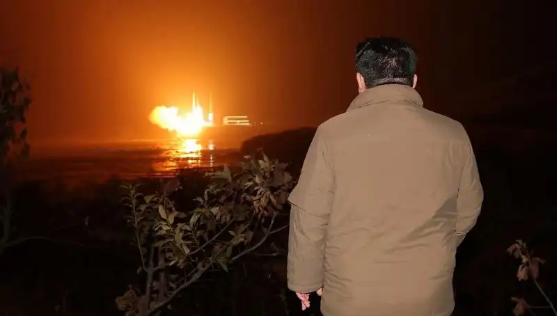 Kuzey Kore'nin Silahlanma Politikası: Amerika'nın Gizli Faturası