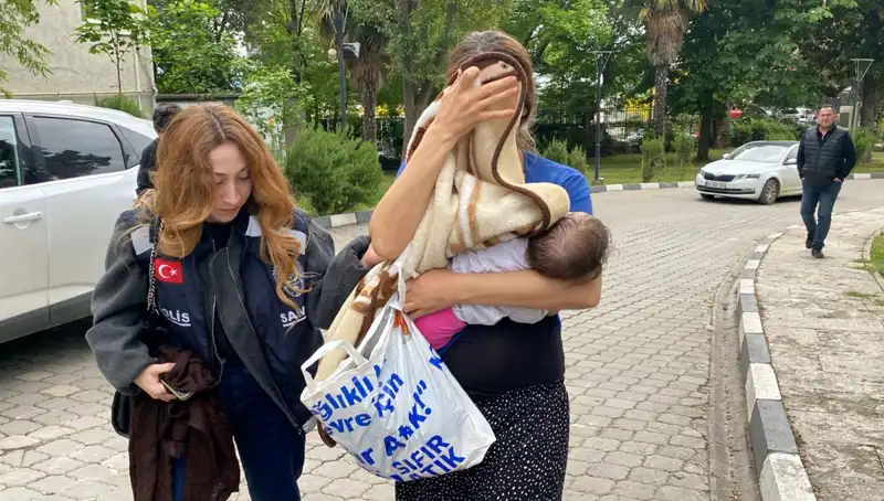 Evlerde Hırsızlık Yapan Kadın, Polisin Operasyonu ile Yakalandı