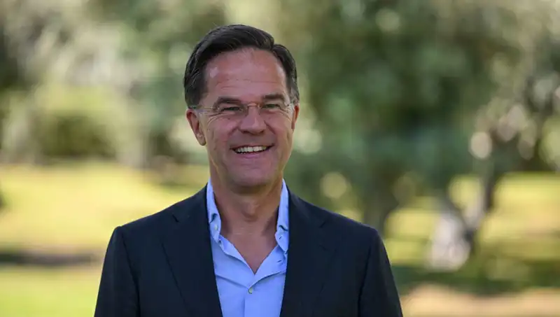 Rutte, Eurofighter Açıklamalarıyla Müttefiklere Kısıtlama Getirmemeleri İçin Çağrıda Bulundu