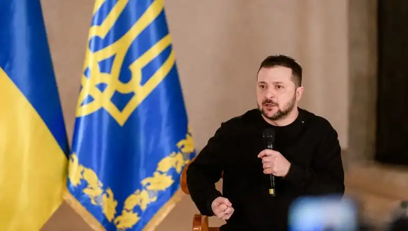 Zelenski, Kiev'i Bombalayan Moskova'ya Barış Mesajı Gönderdi