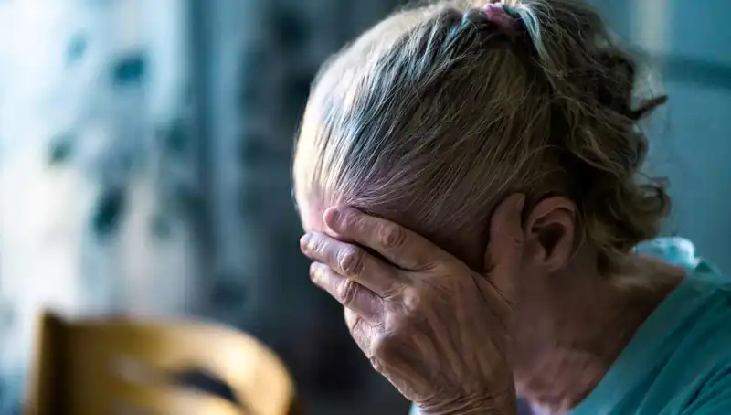 Alzheimer Tehdidinin Arkasındaki Alışkanlıklar: Nöroloji Uzmanı Açıklıyor