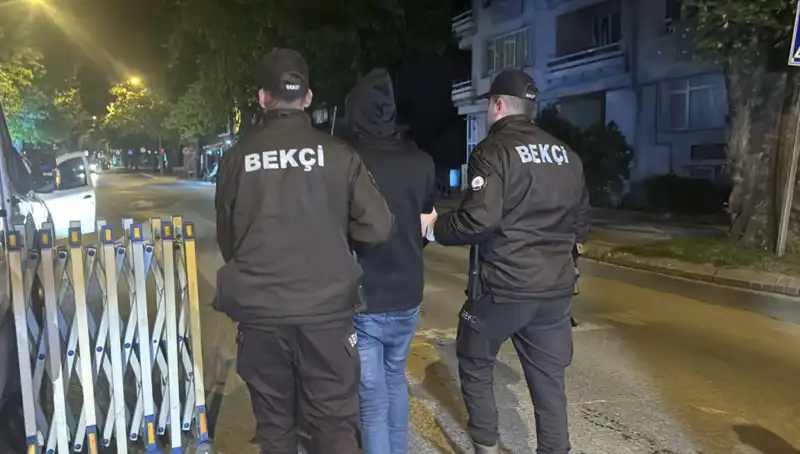 Edirne'de Düzensiz Göç Operasyonu: 4 Göçmen Yakalandı