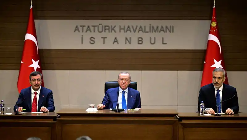 Cumhurbaşkanı Erdoğan'dan İyi Partili Özel'e Sert Tepki: Sağır Duymaz Uydurur!