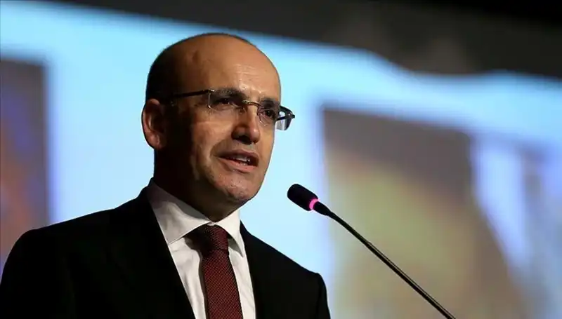 Bakan Şimşek, Ekonomik Stratejiler İçin Yoğun Görüşmelere İmza Atıyor