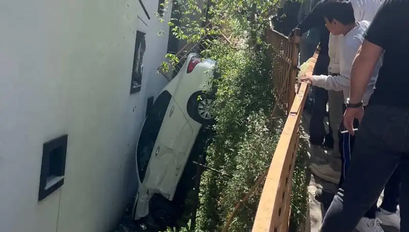 Kağıthane'de Dehşet Veren Olay: Metrelerce Sürüklenen Kişi Hayatta Kalabildi mi?