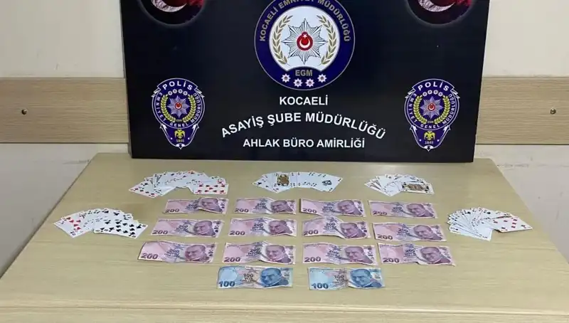 Kocaeli'de Kumar Operasyonu: Kahvehanelere Baskın Yapıldı!