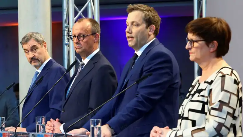Almanya'da "GroKo" Hükümeti: SPD Üyeleri Koalisyonu Onayladı
