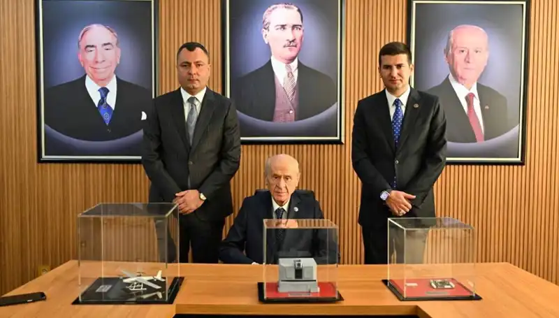 MHP Lideri Bahçeli'den Ülkü Ocakları'na Anlamlı Ziyaret