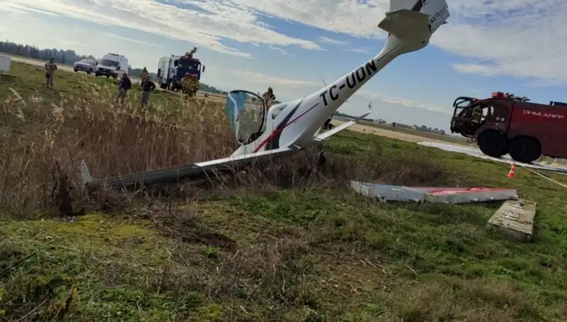 Bursa'daki Uçak Kazası: İki Pilot Hayatını Kaybetti, Üç Sanık Yargı Önünde